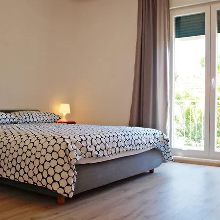 Interno 34 דירה *