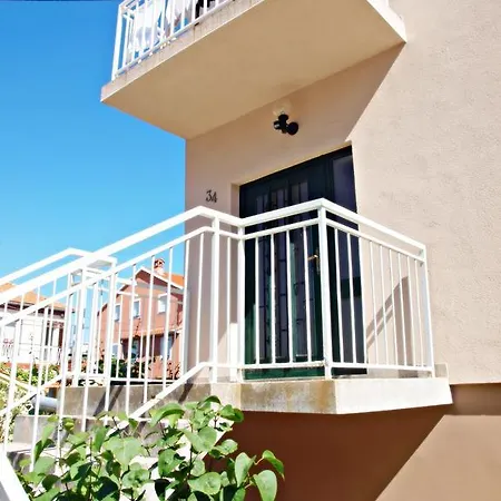 Interno 34 דירה זאדאר