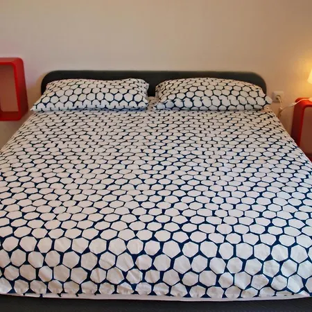 Interno 34 זאדאר