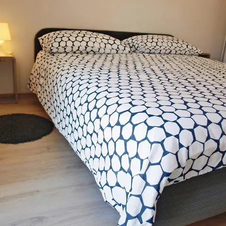 דירה Interno 34
