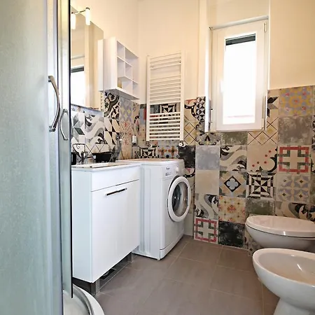 Interno 34 * זאדאר