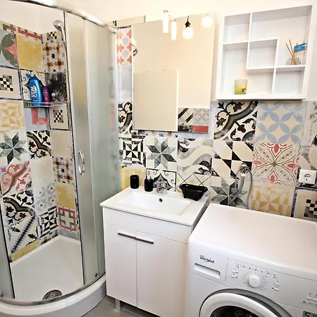 Interno 34 זאדאר