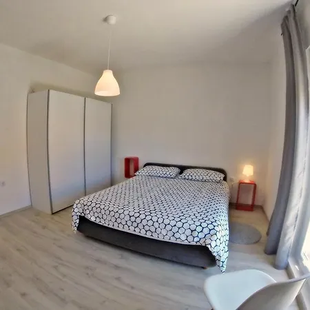 Apartmán Interno 34 *