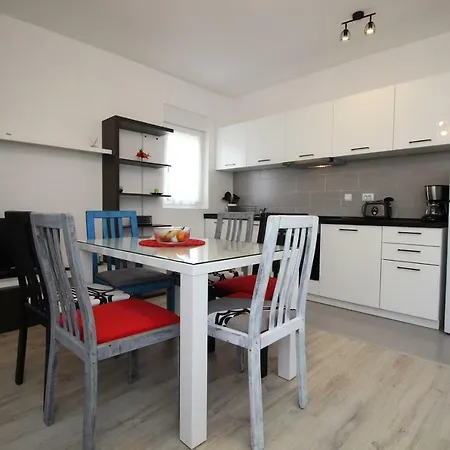 Apartmán Interno 34 *